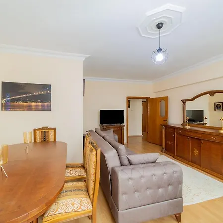 Cozy Flat With Balcony 10 Min To Konyaalti Beach