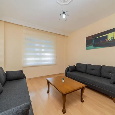Cozy Flat With Balcony 10 Min To Konyaalti Beach